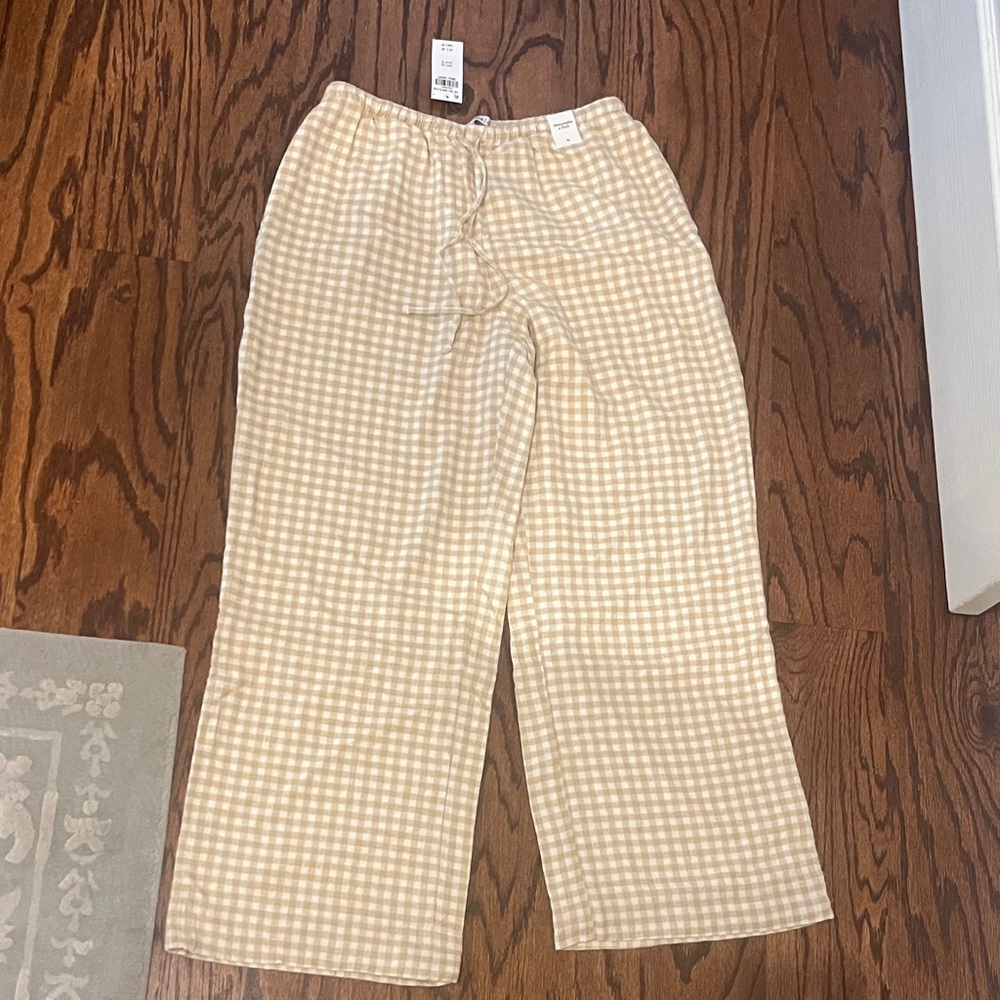 Abercrombie & Fitch Tan Checkered pull on pants Fall Vibes🍂🍁🍂🍁☕️ - Picture 2 of 6